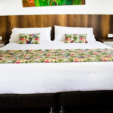 Hotel Hacienda Santa Clara Santa Rosa de Cabal Bagian luar foto