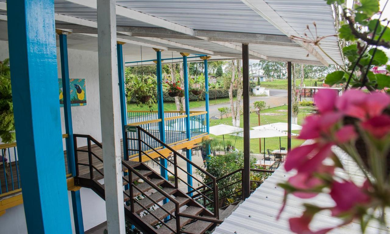 Hotel Hacienda Santa Clara Santa Rosa de Cabal Bagian luar foto