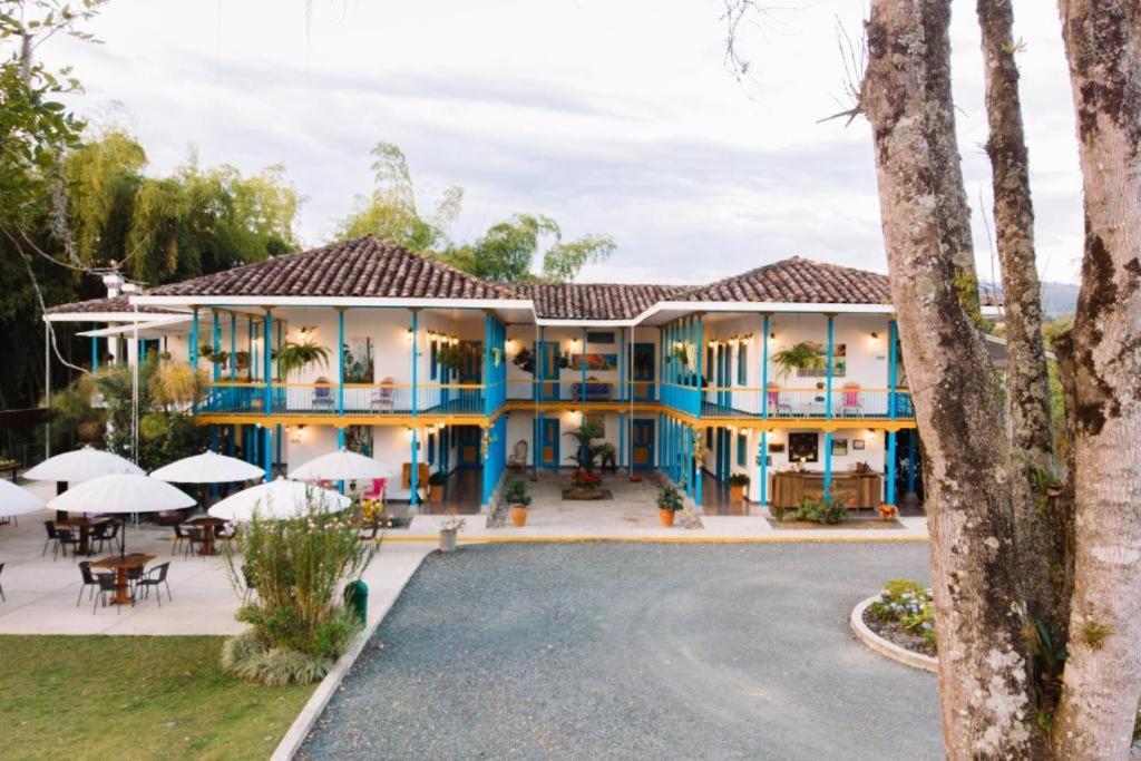 Hotel Hacienda Santa Clara Santa Rosa de Cabal Bagian luar foto